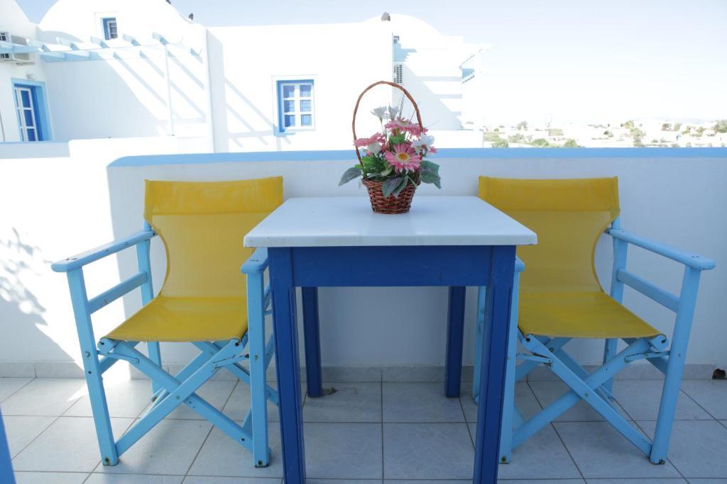 Studios Apartments Perivolos Room photo